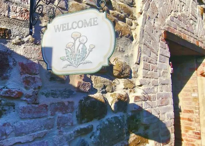 Torre Del Tempo Apartment *